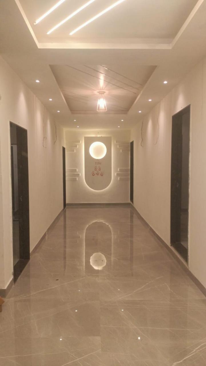 Maharaja Guest House Nashikkar Akalkot Exteriér fotografie